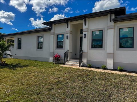 2480 Florida AVE NAPLES FL 34112