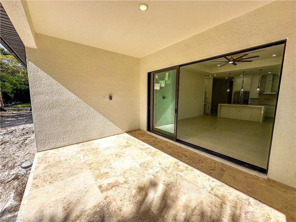 SUNSET HOMES - Residential