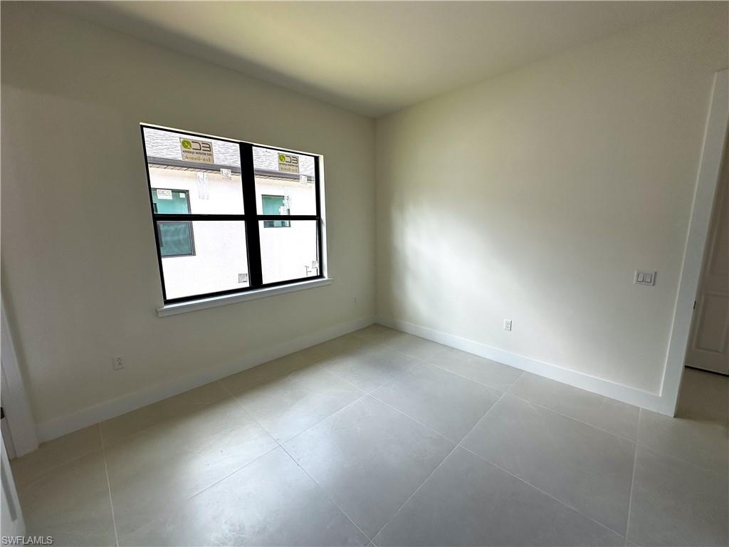 SUNSET HOMES - Residential