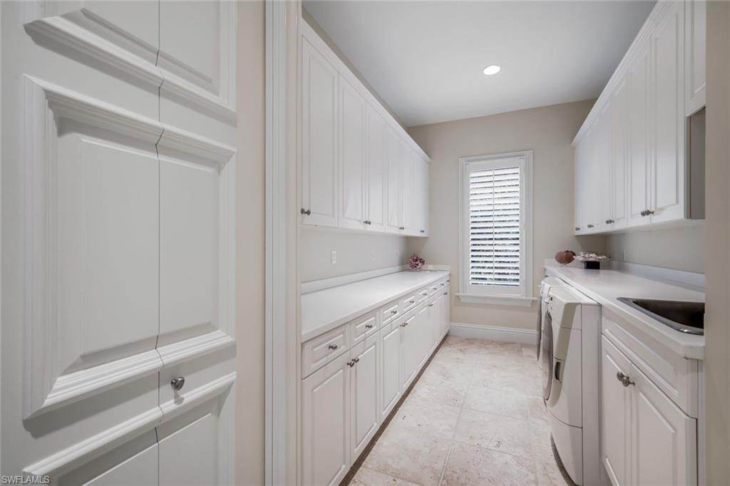 COLLIERS RESERVE - Residential
