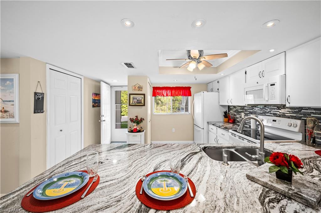 NAPLES TRACE - Residential