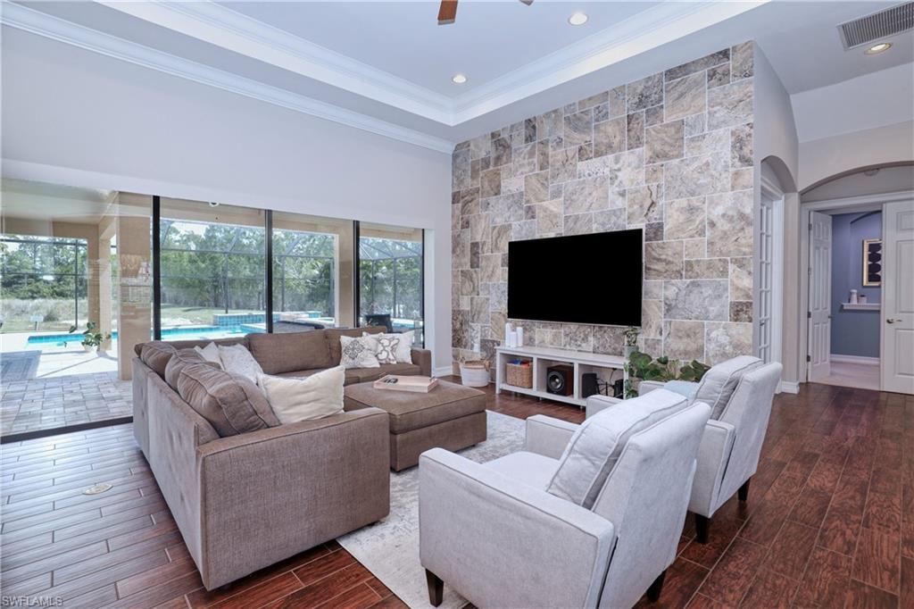 MOCKINGBIRD CROSSING - Residential