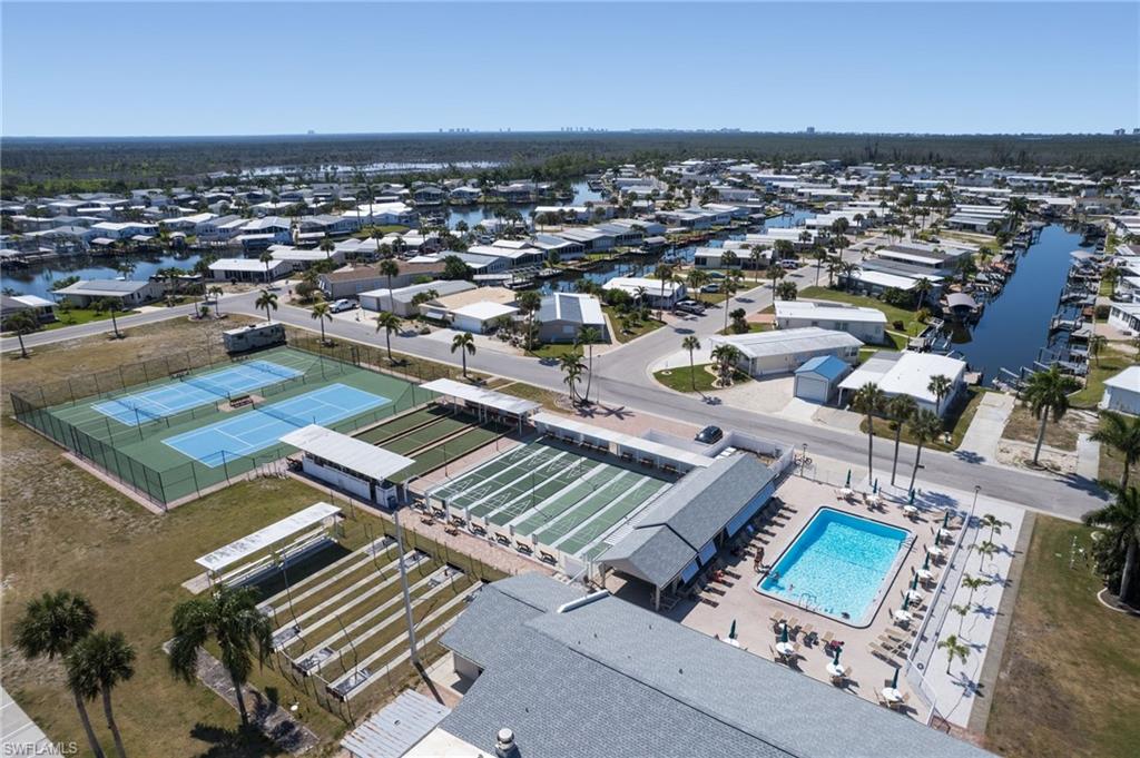 BAYSIDE ESTATES - Residential