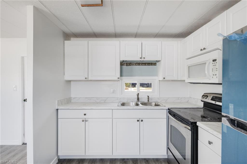 BAYSIDE ESTATES - Residential