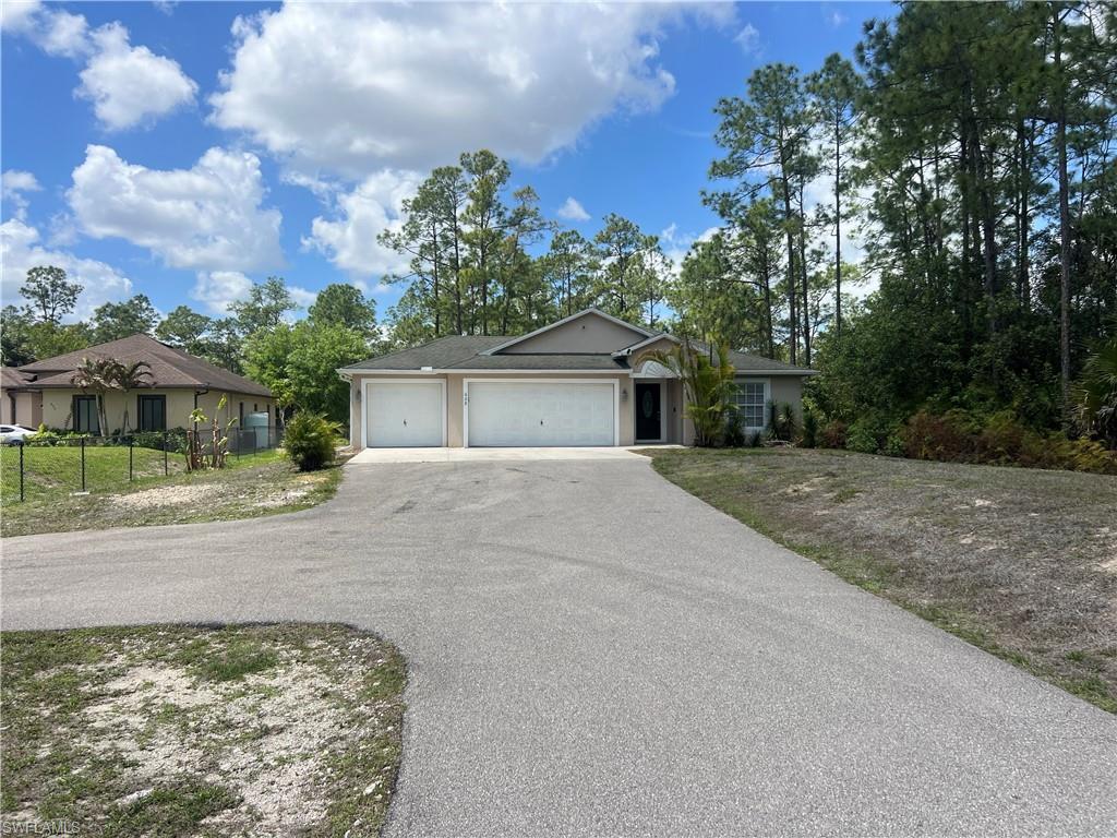 GOLDEN GATE ESTATES - Residential