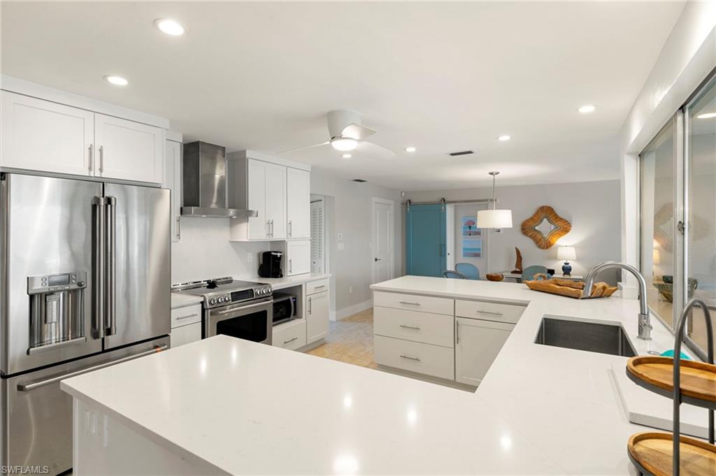 MARCO ISLAND - Residential