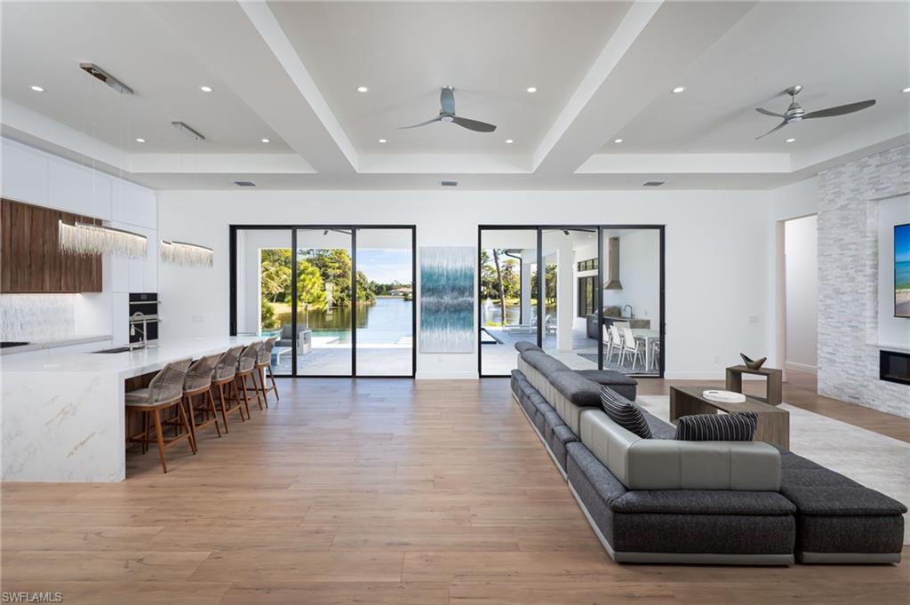 PINE RIDGE - Residential