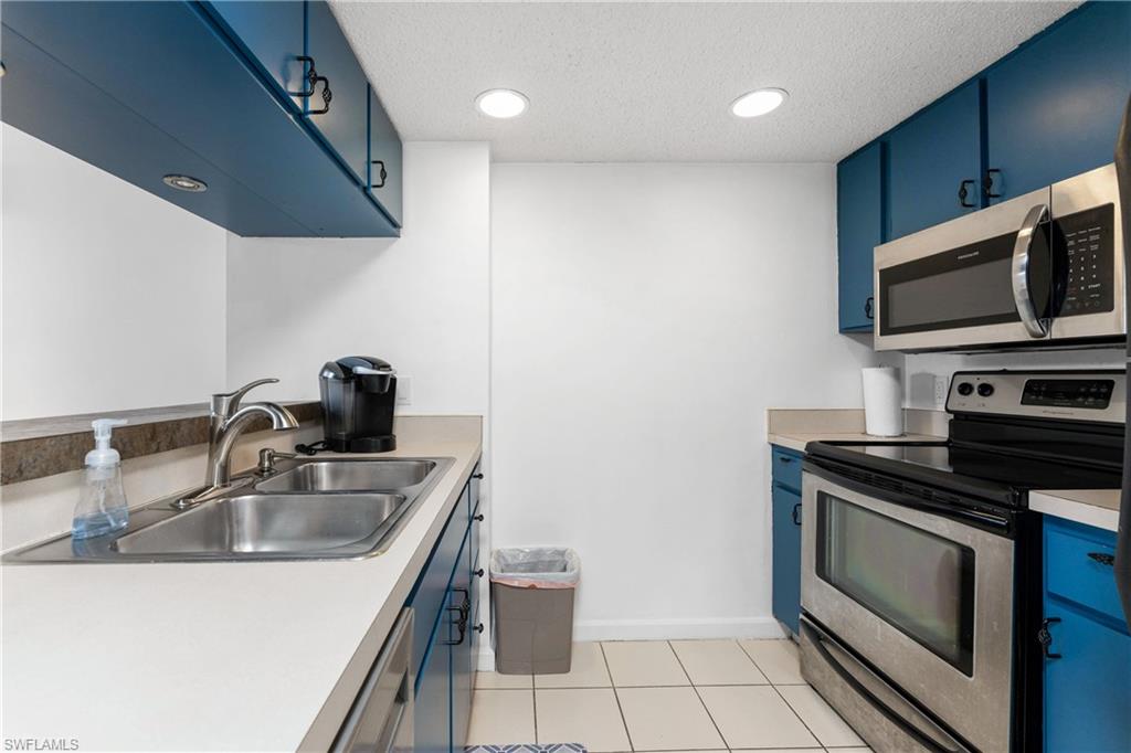 KEEL CLUB CONDO - Residential