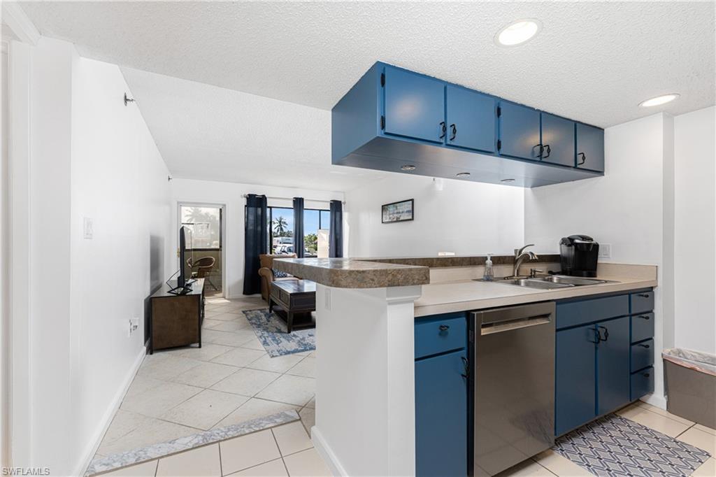 KEEL CLUB CONDO - Residential