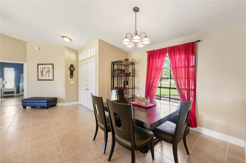 SAN CARLOS PARK - Residential