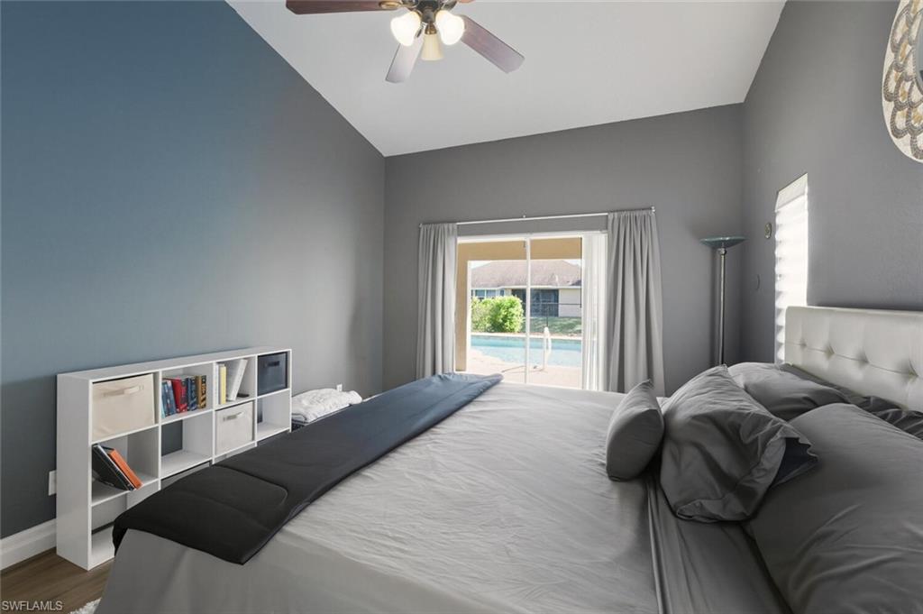 SAN CARLOS PARK - Residential