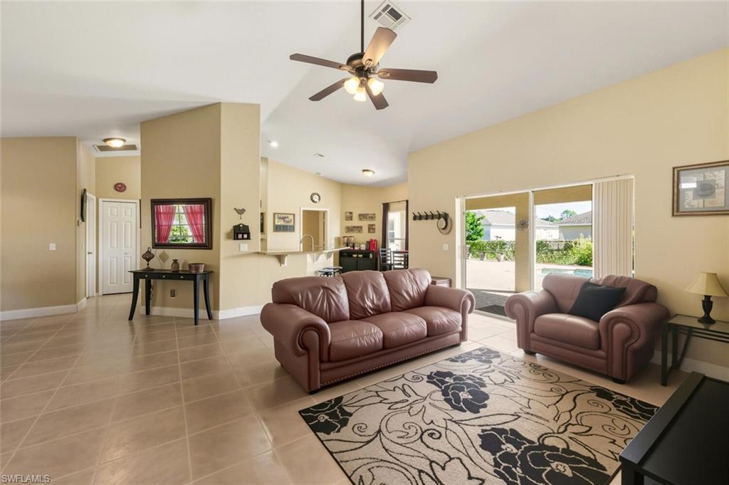 SAN CARLOS PARK - Residential