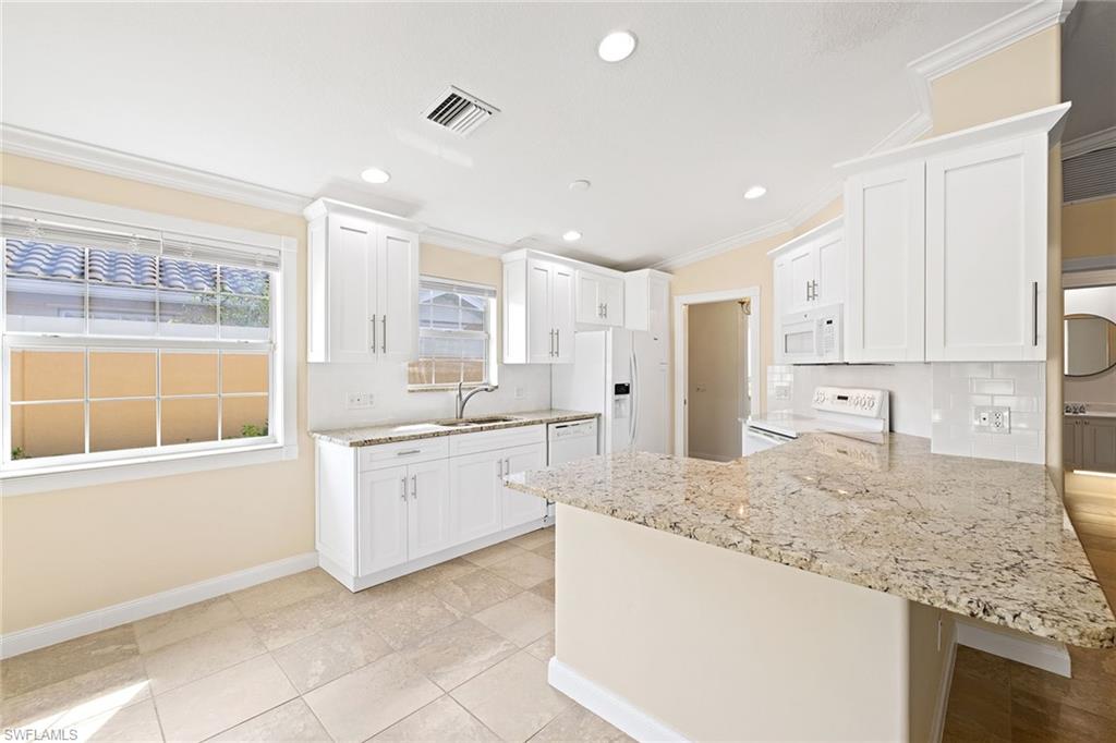 VERONA WALK - Residential Lease