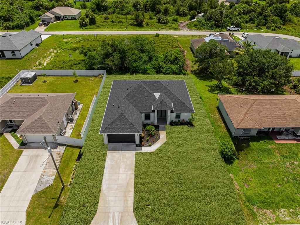 Photo of 529 Kilgour AVE, LEHIGH ACRES, FL 33974 (MLS # 226005449)