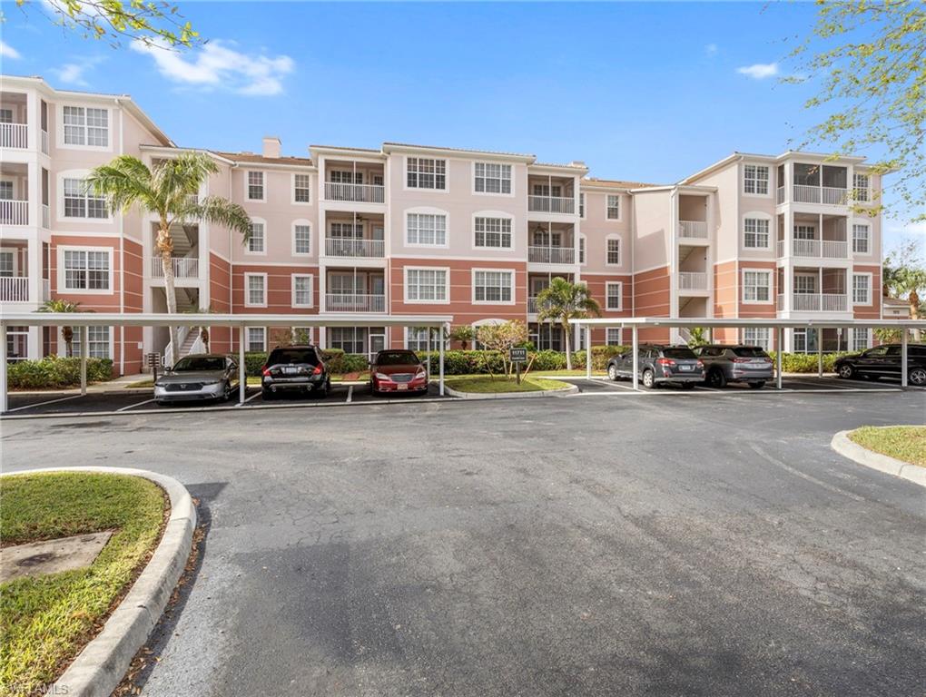 ROYAL POINTE - Residential