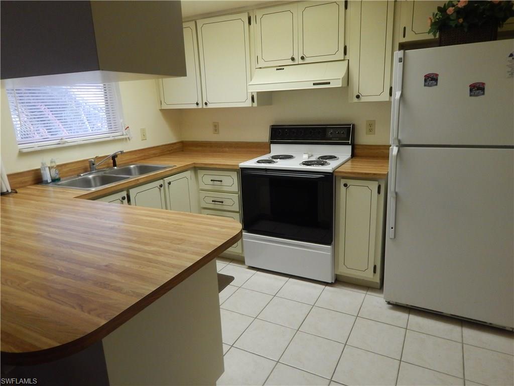 SPRINGS OF SAN CARLOS - Residential