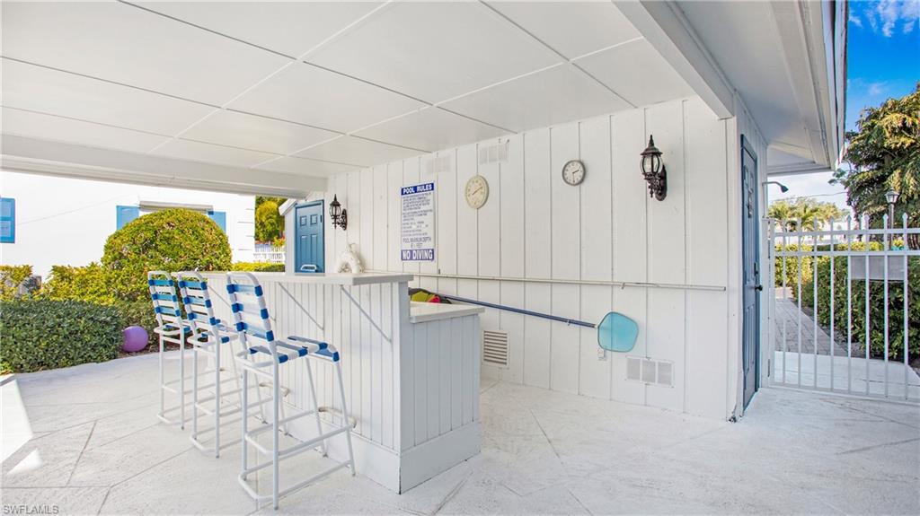 PALM ROYAL APTS - Residential