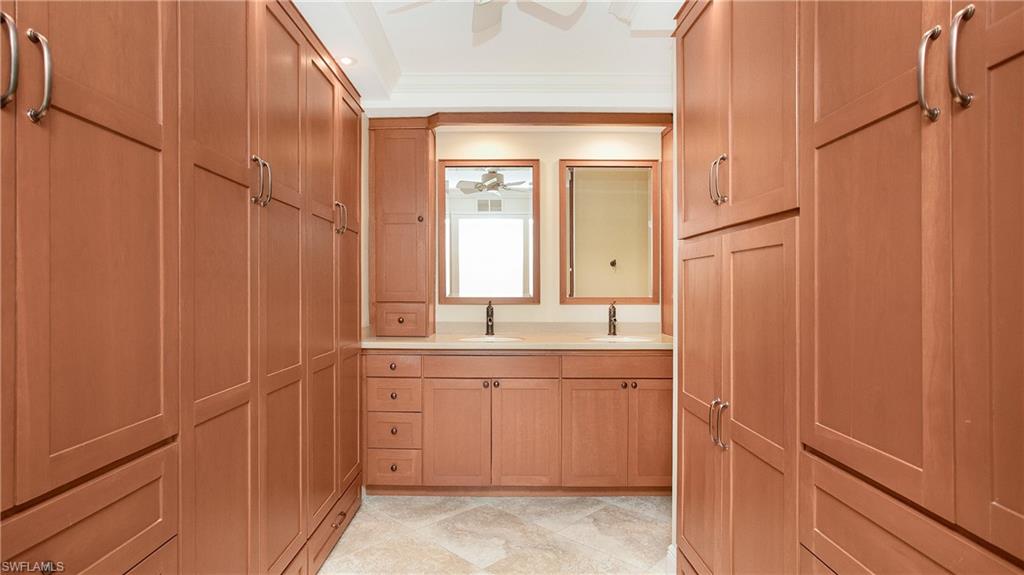 PALM ROYAL APTS - Residential