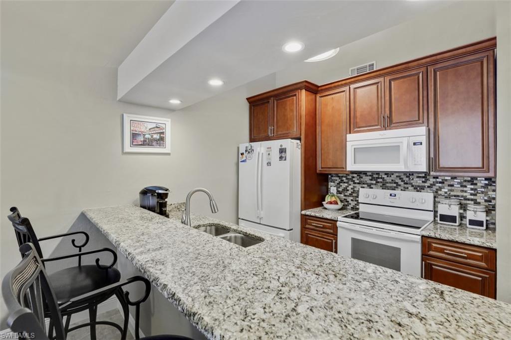 VILLAS VILLAGE - Residential