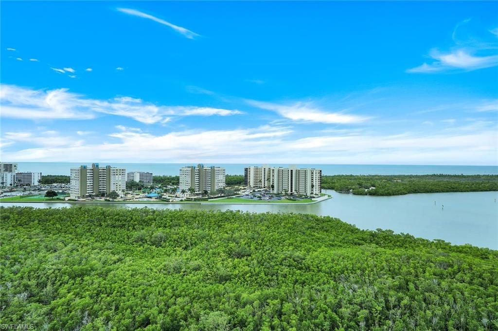 GRANDE DOMINICA - Residential Lease