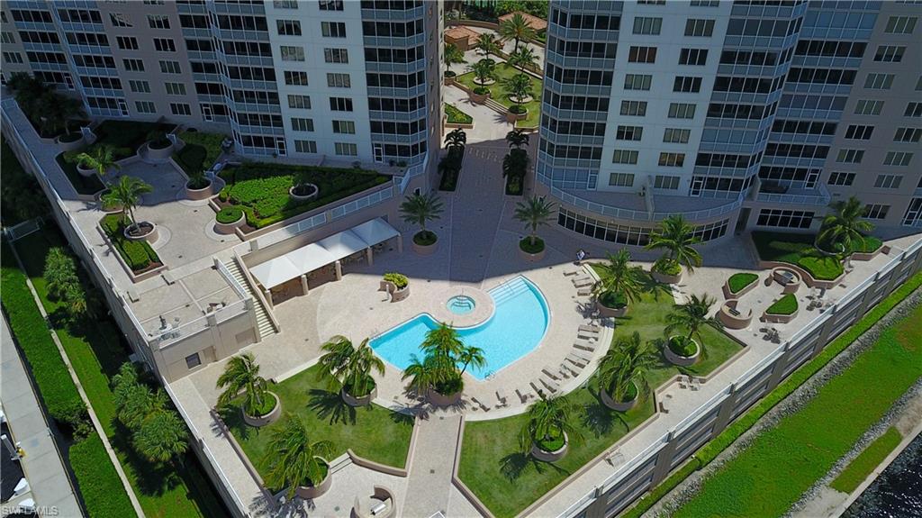 HIGH POINT PLACE - Residential