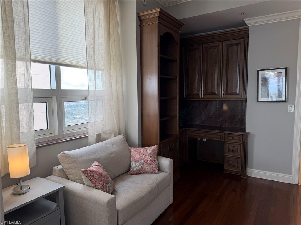 HIGH POINT PLACE - Residential