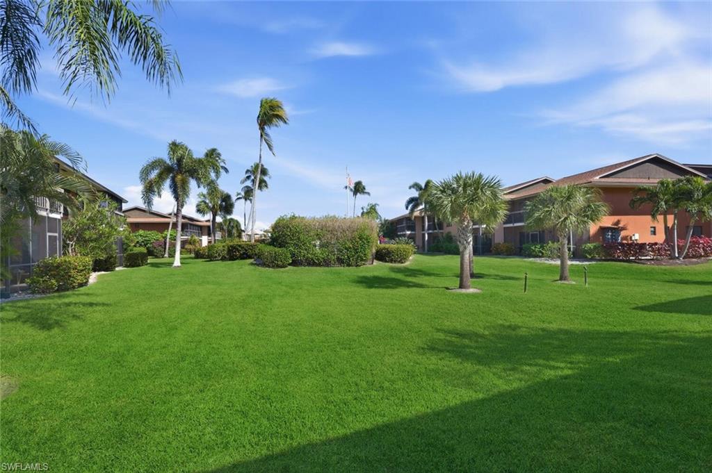 MARINER APTS MARCO ISLAND - Residential