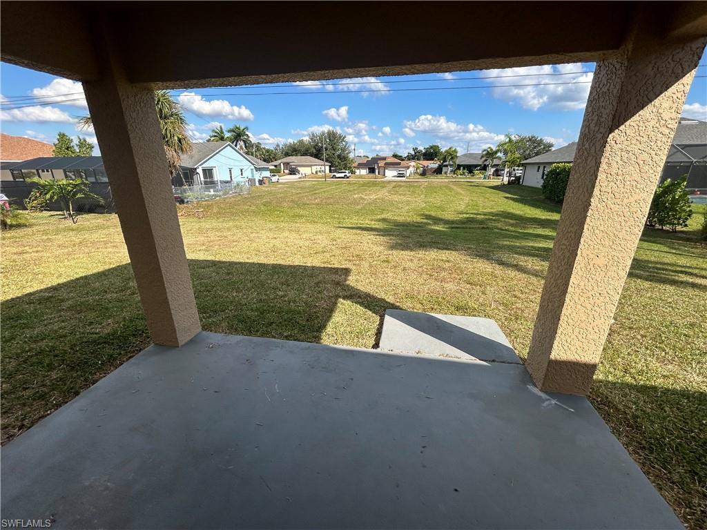 CAPE CORAL - Residential