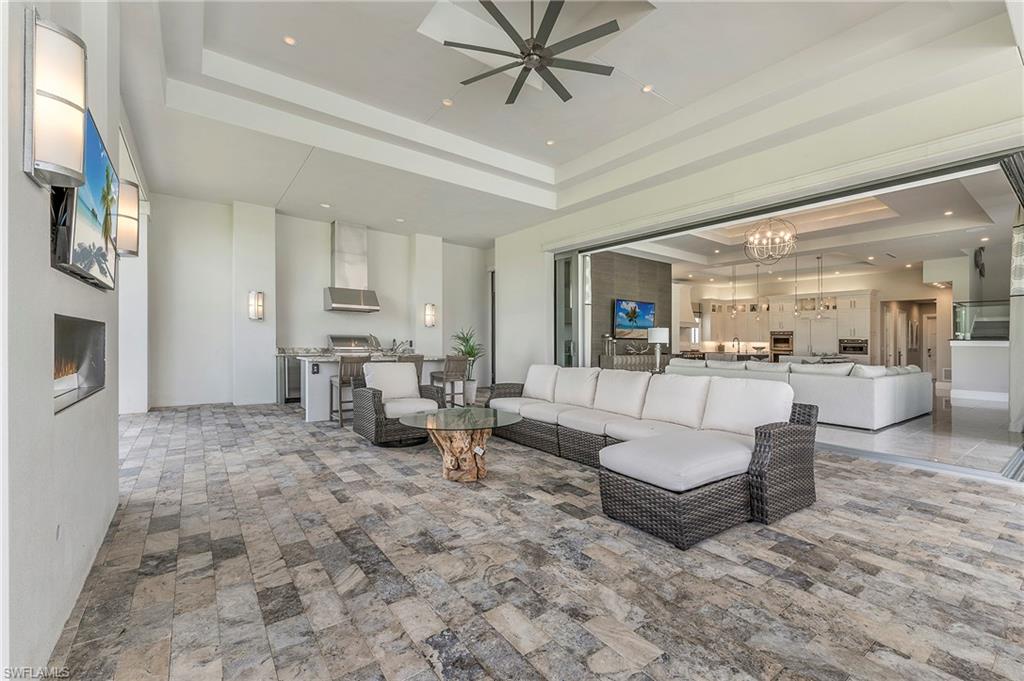 PRATO GRAND ESTATES - Residential