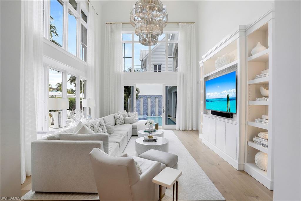 OLDE NAPLES - Residential