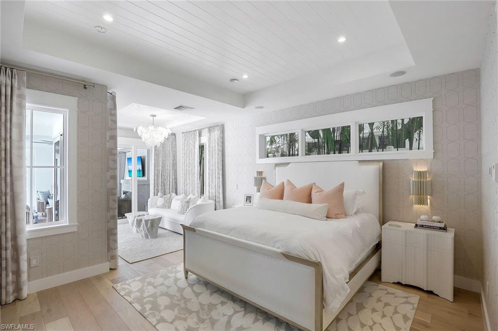 OLDE NAPLES - Residential