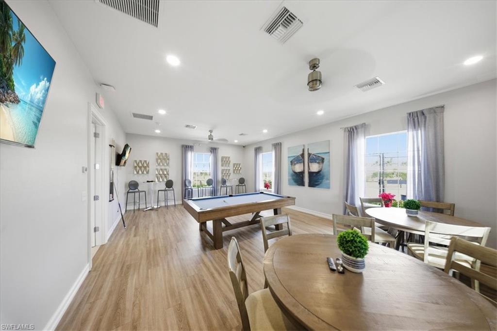 ENBROOK - Residential Lease