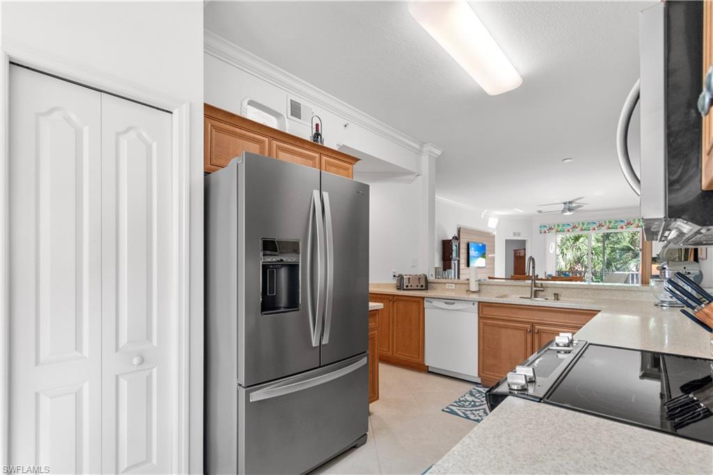 TERRACE IV AT RIVERWALK - Residential