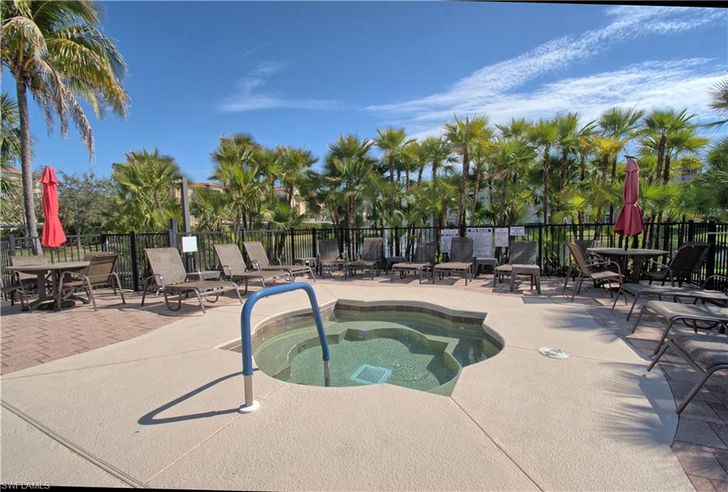 TERRACE IV AT RIVERWALK - Residential