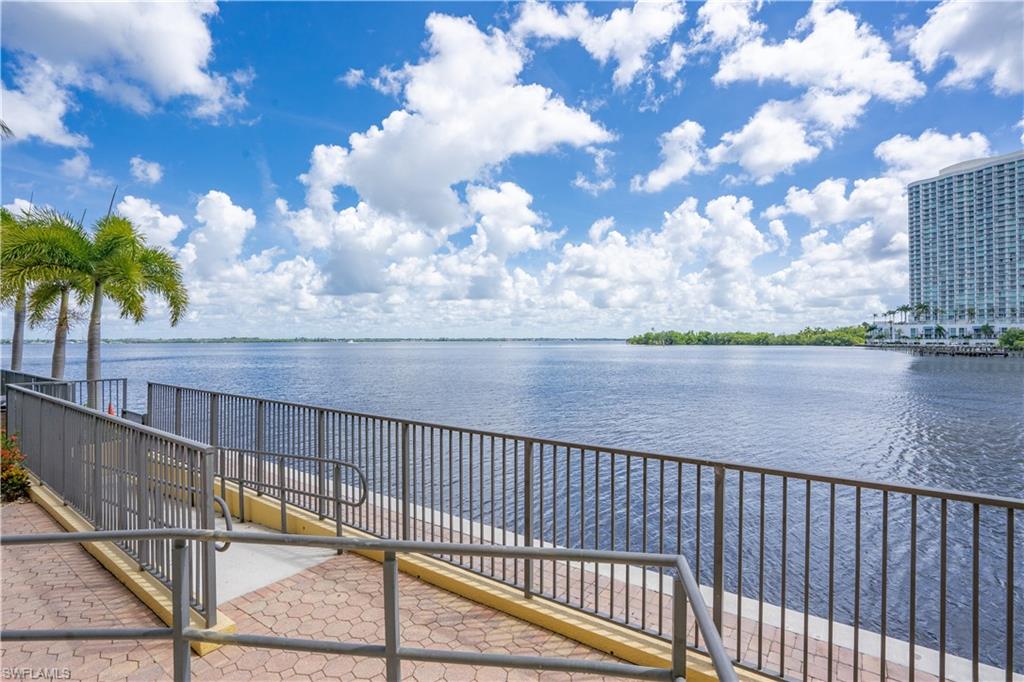 BEAU RIVAGE - Residential