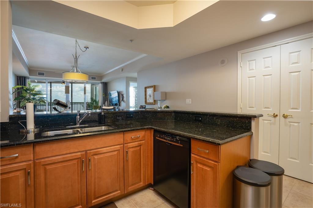 BEAU RIVAGE - Residential