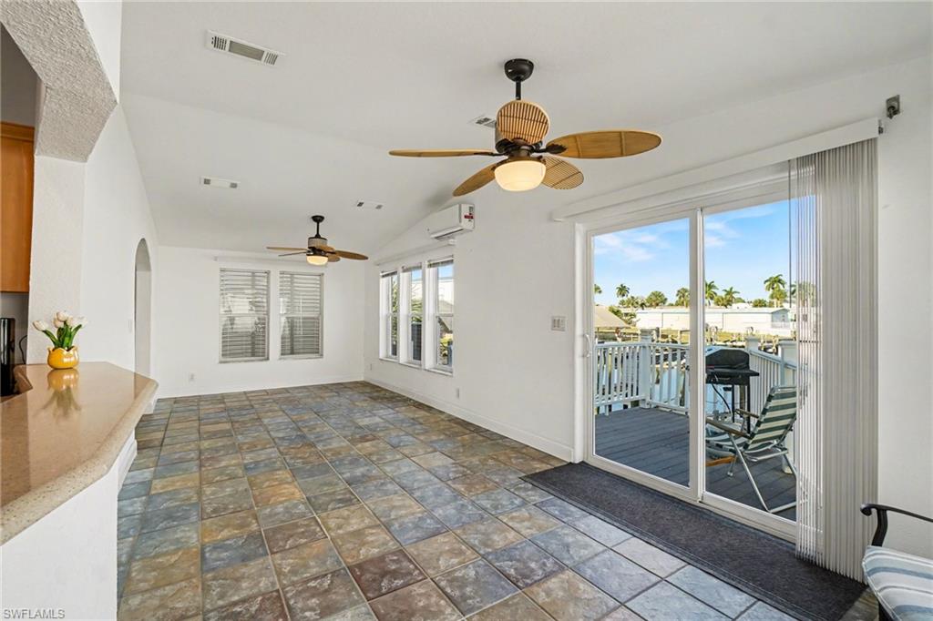 BAYSIDE ESTATES - Residential