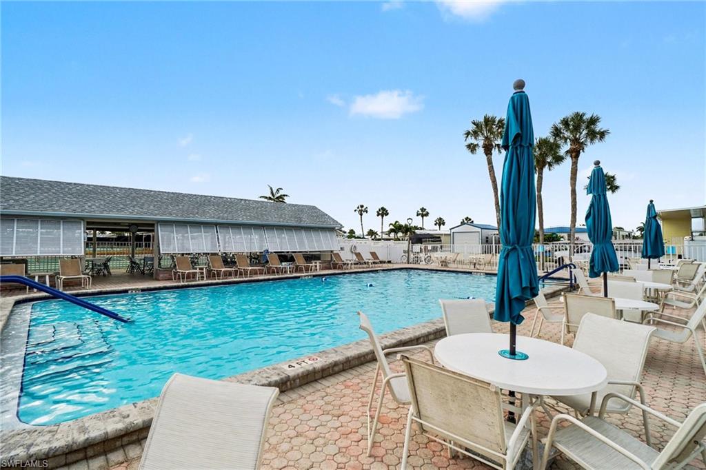 BAYSIDE ESTATES - Residential