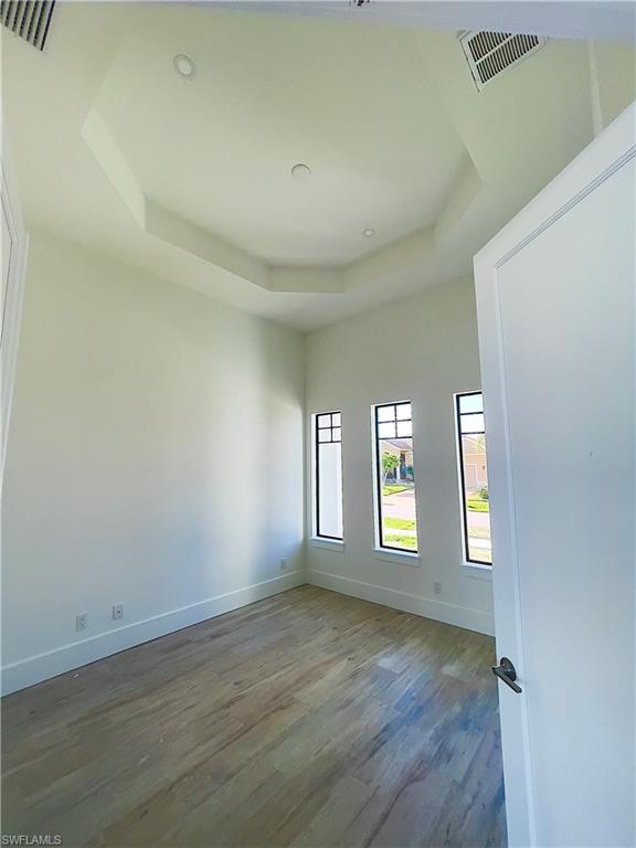 MARCO BEACH - Residential