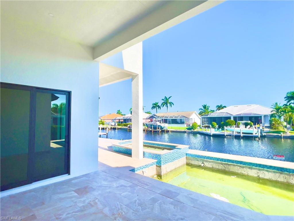 MARCO BEACH - Residential