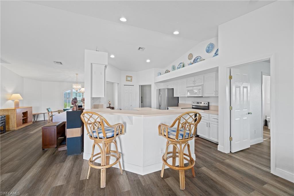 ESTERO RIVER HEIGHTS - Residential