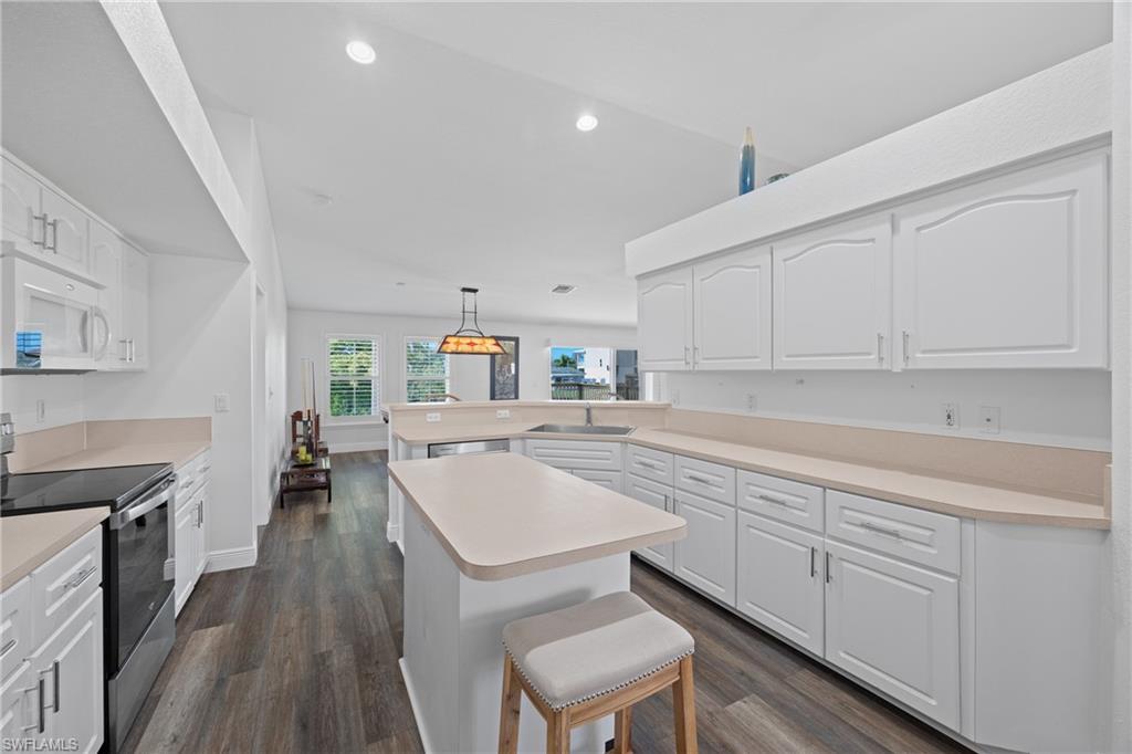 ESTERO RIVER HEIGHTS - Residential