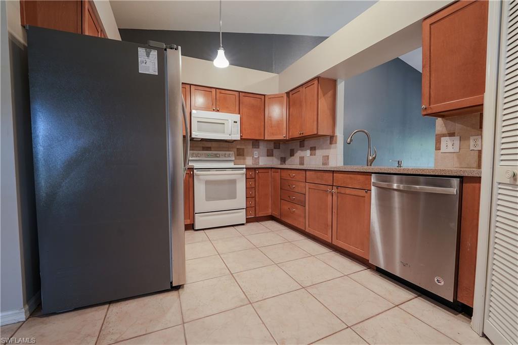 TANGLEWOOD - Residential Lease