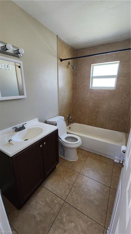 PINE MANOR - Residential