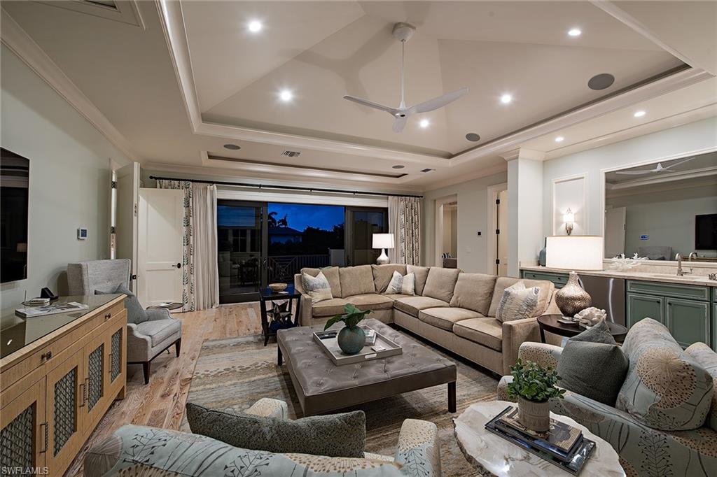 MOORINGS - Residential