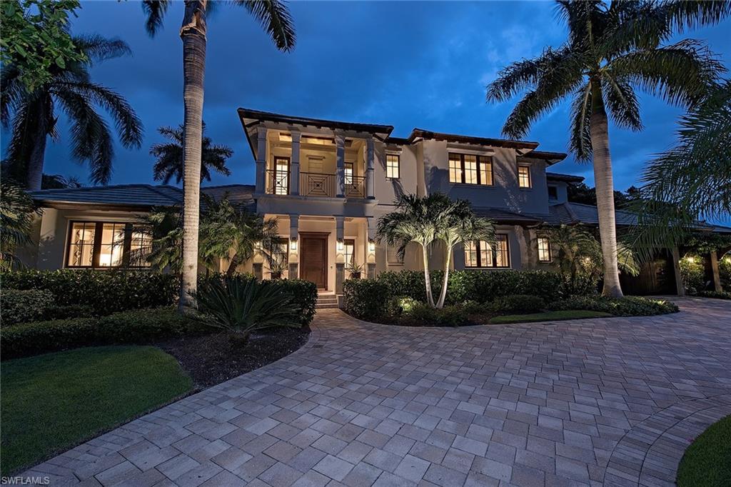 MOORINGS - Residential