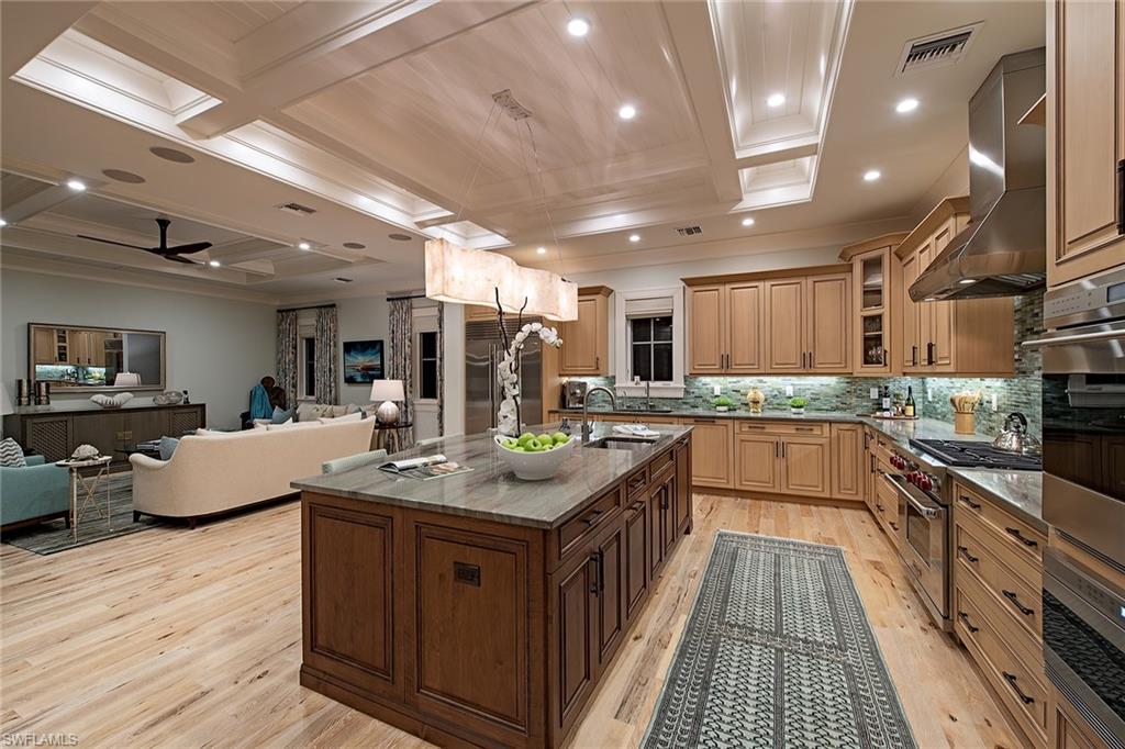 MOORINGS - Residential