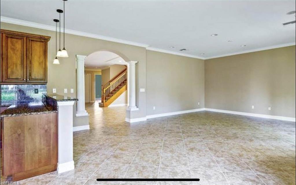 BOTANICA LAKES - Residential