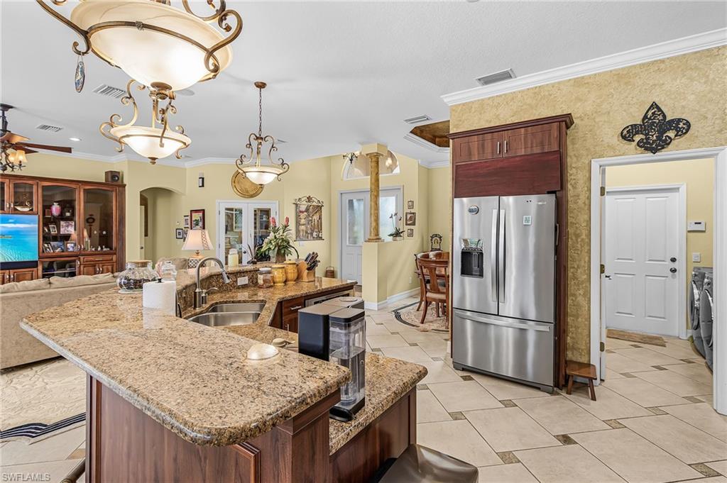 ISLAND ACRES - Residential