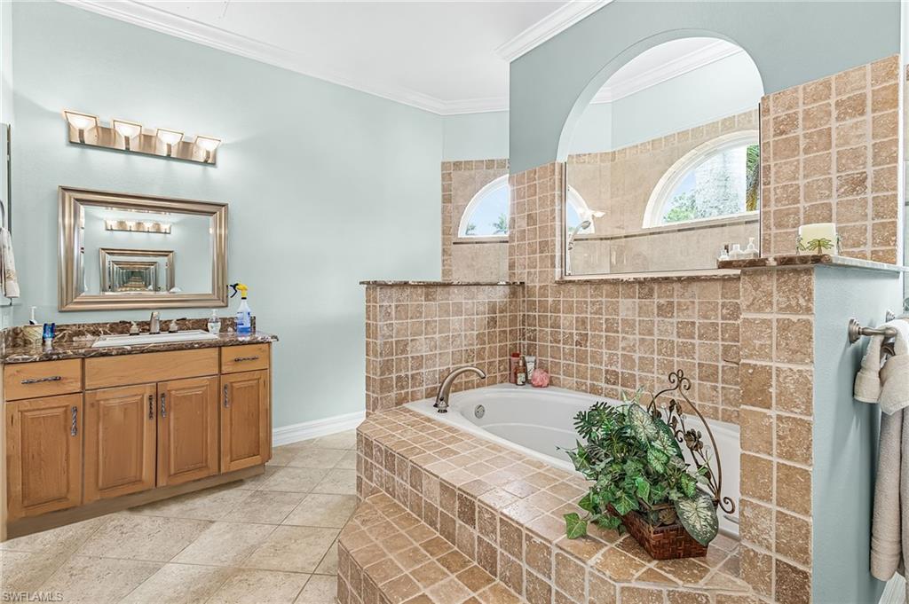 ISLAND ACRES - Residential